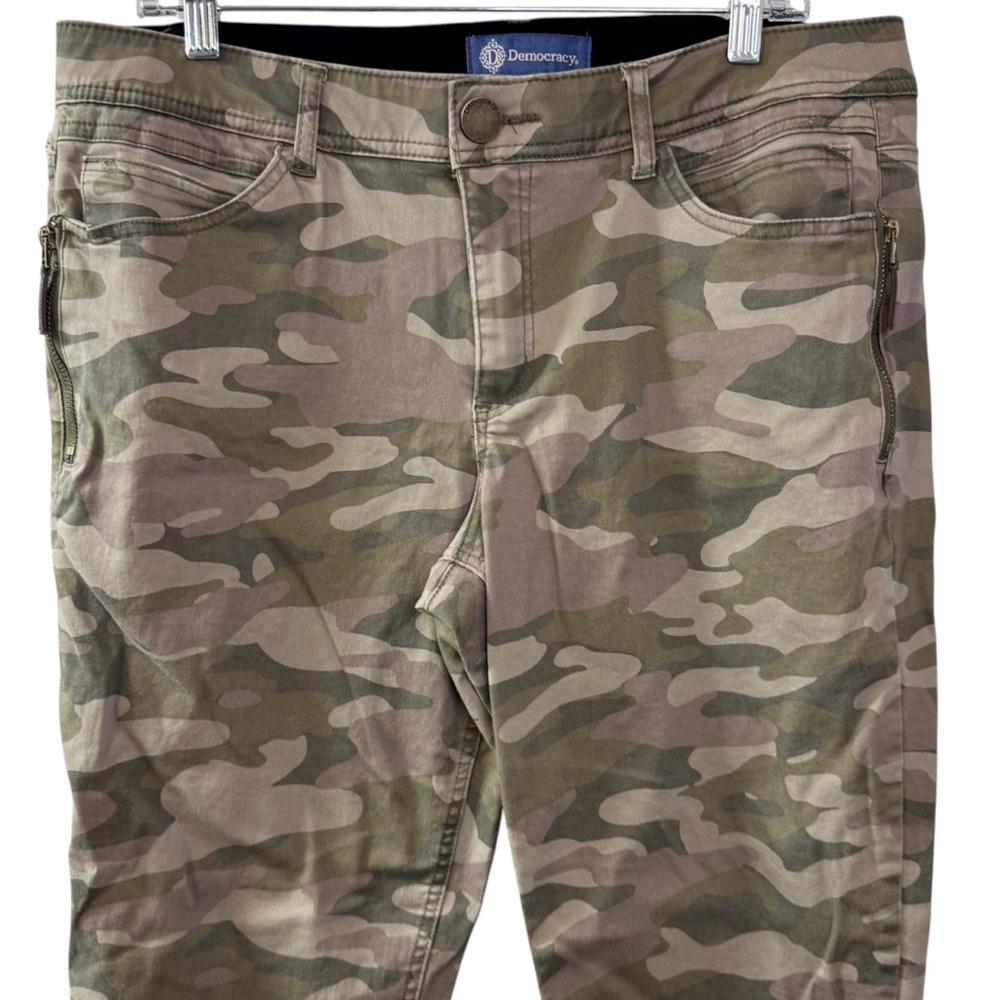 Democracy Ab Absolution Camo Ankle Crop Jeans Pan… - image 2